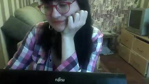 yanafiesta online show from 11/17/25, 01:17