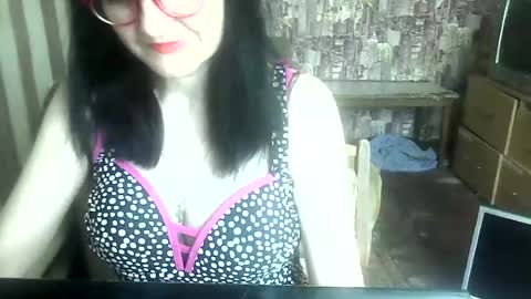 yanafiesta online show from 07/17/26, 12:34