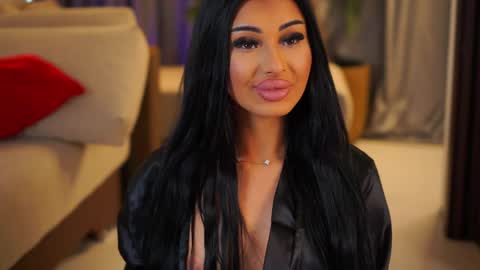 Snapshot of yanaramirez chatting on 04/08/26, 09:20 Yana online show from 04/08/26, 09:20