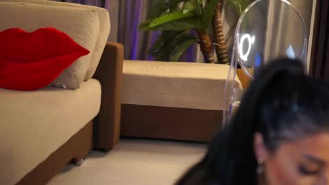 Snapshot of yanaramirez chatting on 04/10/26, 08:41 Yana online show from 04/10/26, 08:41