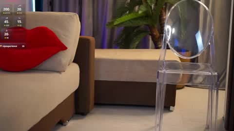 Snapshot of yanaramirez chatting on 04/14/26, 09:04 Yana online show from 04/14/26, 09:04