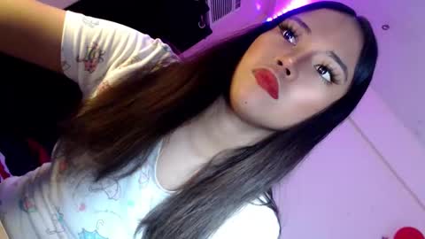 Snapshot of yanehotcock chatting on 03/04/26, 09:59 KIM online show from 03/04/26, 09:59