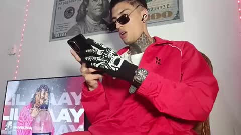 Yan online show from 04/23/26, 05:19