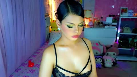 YANG AUDREY LONE online show from 02/03/26, 02:53