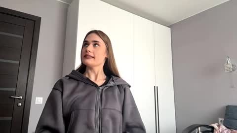 Kate online show from 04/10/26, 12:10