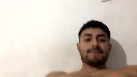 Snapshot of yanose117 chatting on 11/17/25, 05:57 Jony online show from 11/17/25, 05:57