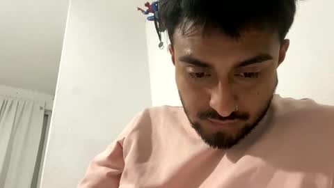 Snapshot of yanose117 chatting on 12/01/25, 05:01 Jony online show from 12/01/25, 05:01