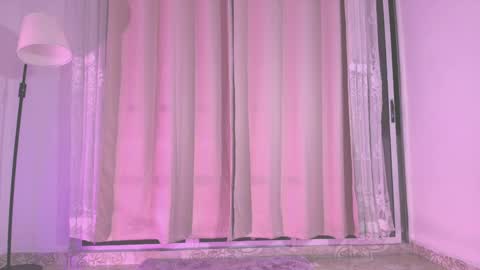 Yara online show from 04/14/26, 04:51