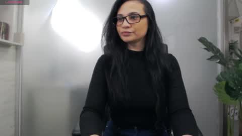 Yara online show from 04/01/26, 03:07