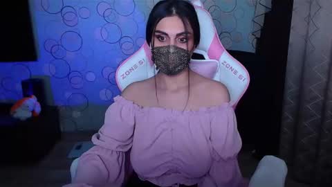 yasmina online show from 09/29/25, 08:52