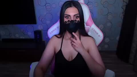 yasmina online show from 07/17/26, 06:42