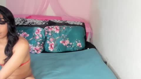 Snapshot of yasminayazzie chatting on 02/28/25, 03:15 Yasmina online show from 02/28/25, 03:15