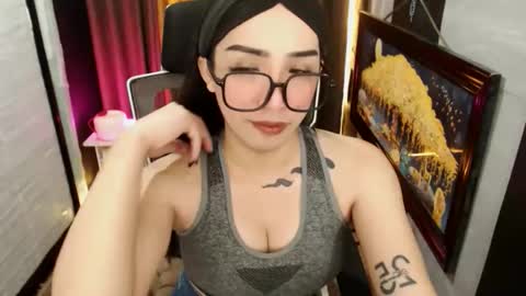 yassiered online show from 12/23/25, 01:14