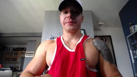 Snapshot of yatho_ chatting on 12/14/25, 04:56 yahto online show from 12/14/25, 04:56