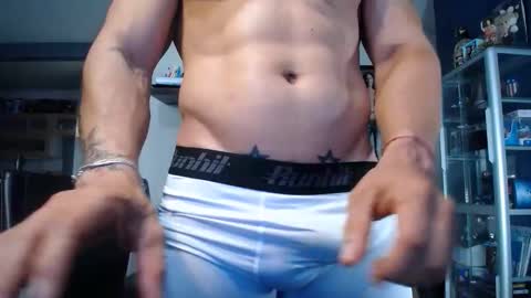 Snapshot of yatho_ chatting on 02/11/26, 11:26 yahto online show from 02/11/26, 11:26