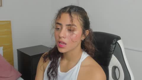 Snapshot of yaya23x chatting on 01/13/25, 03:15 yaya23x online show from 01/13/25, 03:15