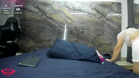 Snapshot of yaya____ chatting on 03/02/25, 03:56 yaya____ online show from 03/02/25, 03:56