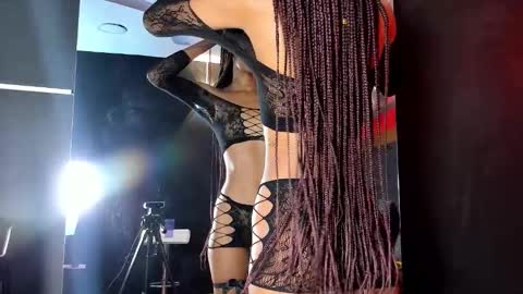 YAYA online show from 01/10/26, 05:09