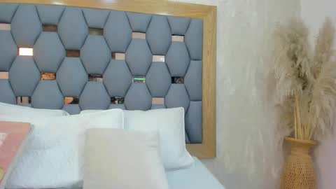 yayi derek  online show from 11/27/25, 11:34