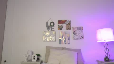 yayoi_cresp18 online show from 12/29/24, 03:00