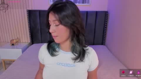 Snapshot of yazmin_rouse chatting on 02/19/25, 12:22 Yazmin online show from 02/19/25, 12:22