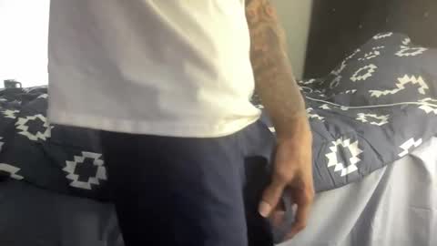 Yeahitsrell online show from 04/01/26, 01:41