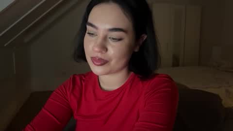 Snapshot of yeahrina chatting on 09/26/25, 10:14 rina online show from 09/26/25, 10:14