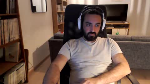 yeeaahoo online show from 04/10/26, 06:45