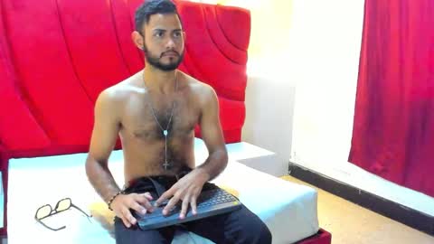 Yeferson online show from 11/12/25, 07:57