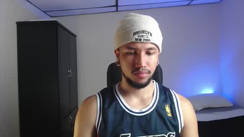 yeff online show from 11/05/25, 02:22