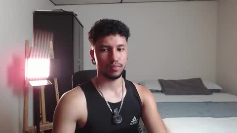 Snapshot of yeff_stone chatting on 01/13/26, 11:32 yeff online show from 01/13/26, 11:32