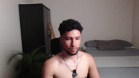 Snapshot of yeff_stone chatting on 02/02/26, 10:30 yeff online show from 02/02/26, 10:30