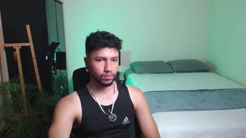 Snapshot of yeff_stone chatting on 02/21/26, 12:55 yeff online show from 02/21/26, 12:55