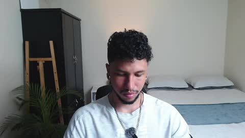 yeff online show from 04/11/26, 12:59