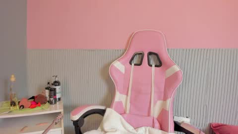 yeika_foxy online show from 03/27/26, 11:43