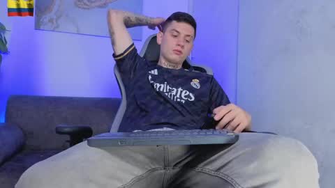 YEIKO ROMERO online show from 04/15/26, 07:58