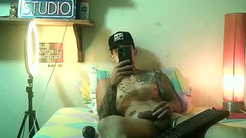 yeisoncastellanos1999 online show from 05/27/26, 04:37
