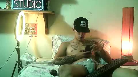 yeisoncastellanos1999 online show from 05/28/26, 05:43