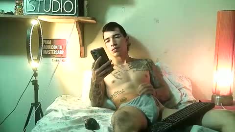 yeisoncastellanos1999 online show from 05/29/26, 06:17