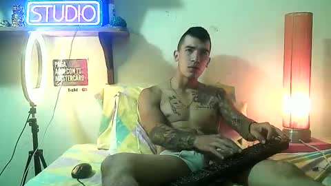 Snapshot of yeisoncastellanos1999 chatting on 06/09/26, 03:01 yeisoncastellanos1999 online show from 06/09/26, 03:01