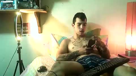 Snapshot of yeisoncastellanos1999 chatting on 07/06/26, 01:08 yeisoncastellanos1999 online show from 07/06/26, 01:08