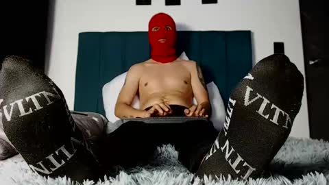 Snapshot of yeisongomezz chatting on 10/08/25, 04:32 yeisongomezz online show from 10/08/25, 04:32