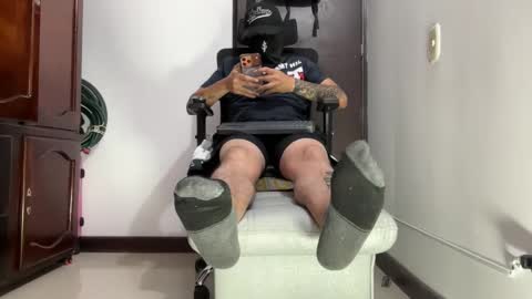 yeisongomezz online show from 05/21/26, 11:45