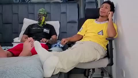 yeisongomezz online show from 06/14/26, 05:42
