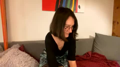 Yekaaoki online show from 12/13/24, 06:16