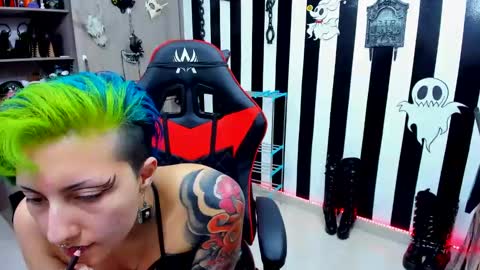 Yelena online show from 12/10/24, 09:33