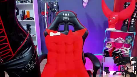 Yelena online show from 02/04/26, 12:38