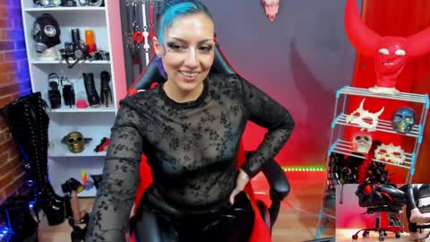 Yelena online show from 04/15/26, 11:05