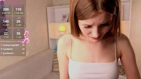 Snapshot of yelenaolaya chatting on 04/28/26, 02:27 Kate online show from 04/28/26, 02:27