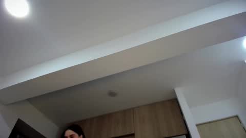 yenifer016 online show from 10/19/25, 02:45